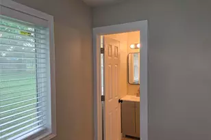 6227 Bowling Brook Dr, Dallas, TX 75241 - Photo 21