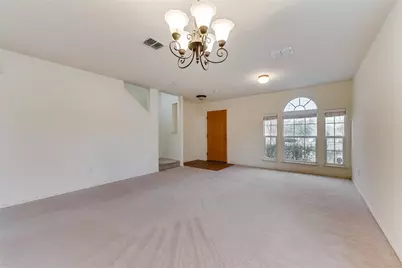 9814 Tucker Lane, Frisco, TX 75035 - Photo 5