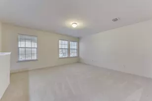 9814 Tucker Ln, Frisco, TX 75035 - Photo 9