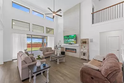 751 Emerald Valley Drive, Ovilla, TX 75154 - Photo 9