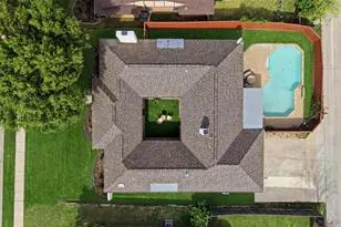 1126 Stonewall St, Garland, TX 75043 - Photo 3