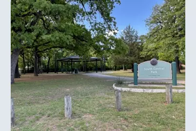 4744 Stokes Street, Dallas, TX 75216 - Photo 17