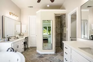 1888 Prairie Creek Trail, Frisco, TX 75033 - Photo 23