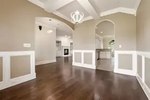 408 Seasons W, Sherman, TX 75092 - Photo 9