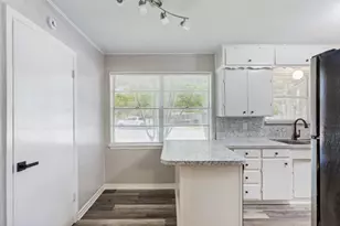 201 Wofford Way, Saginaw, TX 76179 - Photo 13