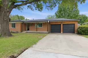 7624 Oxley Dr, Richland Hills, TX 76118 - Photo 1