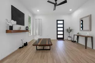 3608 Metropolitan Ave, Dallas, TX 75210 - Photo 5