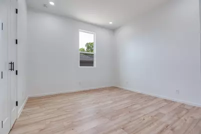 3608 Metropolitan Avenue, Dallas, TX 75210 - Photo 17