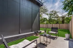 3608 Metropolitan Ave, Dallas, TX 75210 - Photo 9
