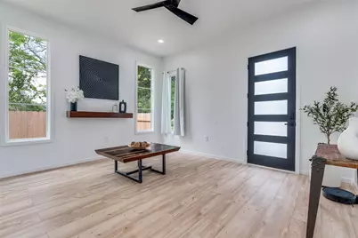 3608 Metropolitan Avenue, Dallas, TX 75210 - Photo 3