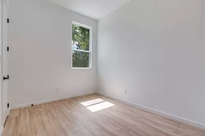 3608 Metropolitan Avenue, Dallas, TX 75210 - Photo 13