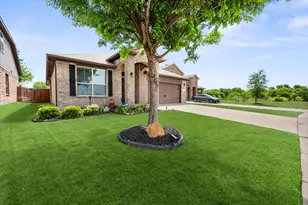 1004 Brownford Dr, Fort Worth, TX 76028 - Photo 27