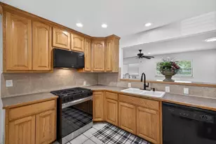 6828 Greenlee St, Fort Worth, TX 76112 - Photo 15