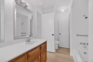 213 Gregory Dr, DeSoto, TX 75115 - Photo 23