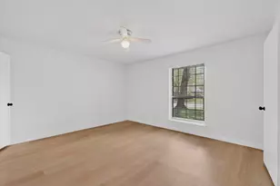 213 Gregory Dr, DeSoto, TX 75115 - Photo 17