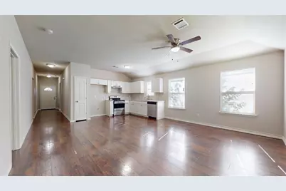 2104 Daniel Street, Fort Worth, TX 76104 - Photo 5