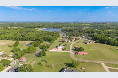 319 Whippoorwill Drive, Wills Point, TX 75169 - Photo 9