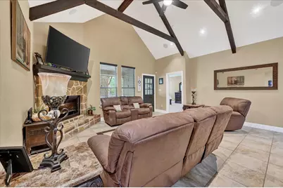 5833 Wall Avenue, Haltom City, TX 76117 - Photo 15