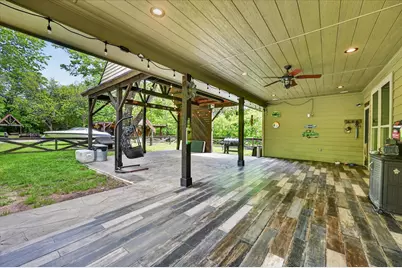 5833 Wall Avenue, Haltom City, TX 76117 - Photo 31