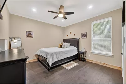 5833 Wall Avenue, Haltom City, TX 76117 - Photo 27