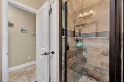 5833 Wall Avenue, Haltom City, TX 76117 - Photo 25