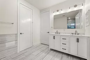 402 S Henderson Ave, Dallas, TX 75223 - Photo 13