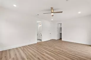 402 S Henderson Ave, Dallas, TX 75223 - Photo 9