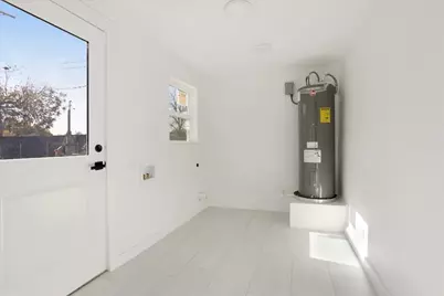 450 Hickory Street, Lewisville, TX 75057 - Photo 9