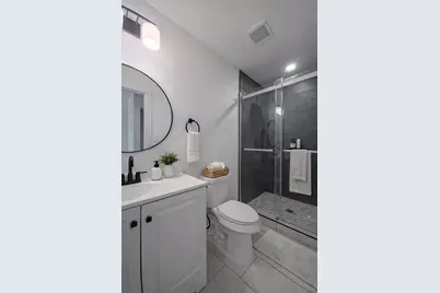 450 Hickory Street, Lewisville, TX 75057 - Photo 17