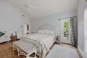 106 Shoshone Dr, Lake Kiowa, TX 76240 - Photo 17