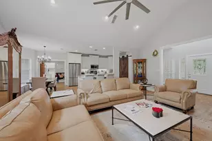 106 Shoshone Dr, Lake Kiowa, TX 76240 - Photo 7