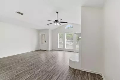 4020 Staghorn Circle N, Fort Worth, TX 76137 - Photo 5
