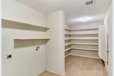 8107 Young Court, Arlington, TX 76002 - Photo 11