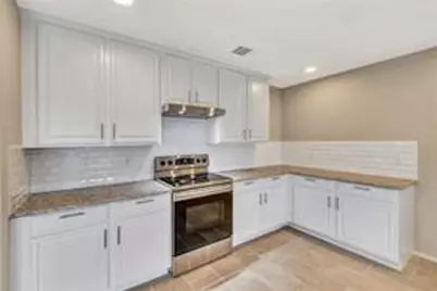 8107 Young Court, Arlington, TX 76002 - Photo 9