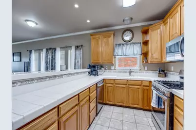 620 Madison Place, Sherman, TX 75092 - Photo 9