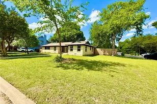 1309 Linden Ln, Garland, TX 75040 - Photo 3