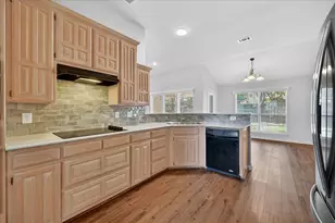 7637 Jill Ct, North Richland Hills, TX 76182 - Photo 7