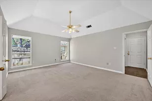 7637 Jill Ct, North Richland Hills, TX 76182 - Photo 13