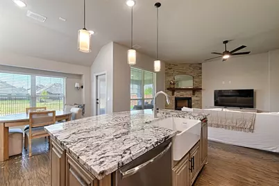 521 Livia Street, Burleson, TX 76028 - Photo 13