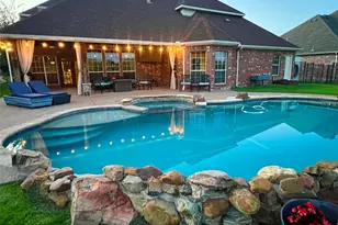 10414 Broadmoor Ln, Rowlett, TX 75089 - Photo 1