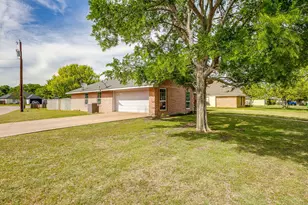 605 Rhonda, Italy, TX 76651 - Photo 5