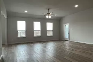 127 Bowling Grn Ave., Red Oak, TX 75154 - Photo 5