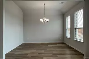 127 Bowling Grn Ave., Red Oak, TX 75154 - Photo 7