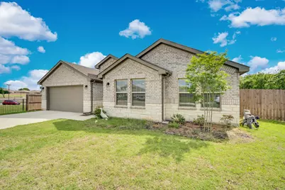 500 Jolie Court, Joshua, TX 76058 - Photo 3