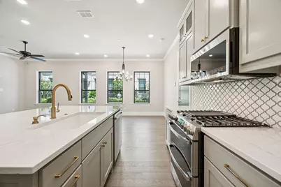 305 Sunset Lane #104, Fort Worth, TX 76114 - Photo 9