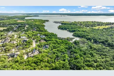 521 W Waters Edge Way, Oak Point, TX 75068 - Photo 37