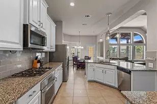 973 Tara Dr, Burleson, TX 76028 - Photo 5