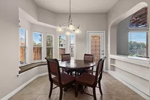 973 Tara Dr, Burleson, TX 76028 - Photo 11