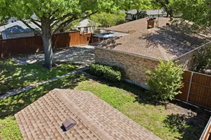 8415 Sweetwater Dr, Dallas, TX 75228 - Photo 3