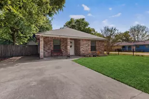 494 Park St, Cleburne, TX 76031 - Photo 3